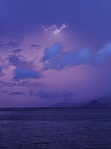 Превью обои море, небо, молния, горы, пейзаж, природа