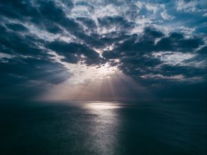 Превью обои море, небо, облака, свет, горизонт