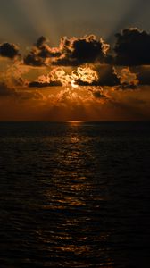 Превью обои море, облака, сумерки, темный