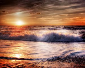 Превью обои море, океан, прибой, закат, пена, hdr