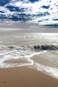 Превью обои море, океан, волны, прилив, пляж, облака