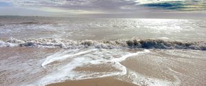 Превью обои море, океан, волны, прилив, пляж, облака