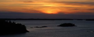 Превью обои море, остров, деревья, закат, вечер