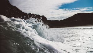 Превью обои море, пена, брызги, крупным планом
