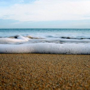 Превью обои море, пена, песок