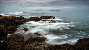 Превью обои море, пена, рифы, камни, природа, пейзаж