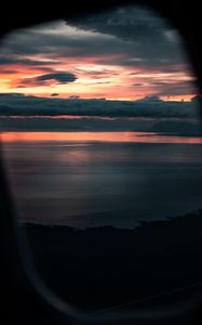 Превью обои море, пляж, закат, темный