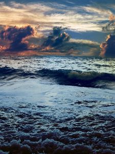 Превью обои море, шторм, цвета, краски, бушующее, небо, непогода, горизонт