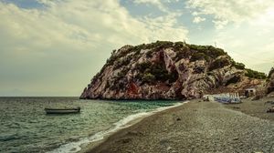 Превью обои море, скала, лодка, берег