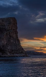 Превью обои море, скала, небо, закат