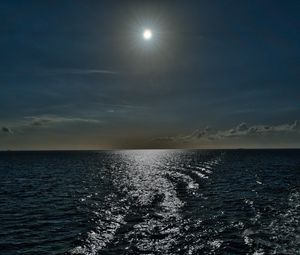 Превью обои море, солнце, вода, горизонт, волны, небо, облака