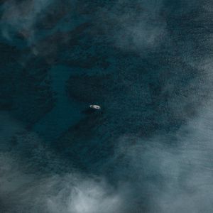 Превью обои море, вода, лодка, вид сверху