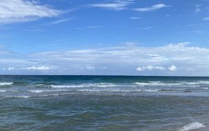 Превью обои море, вода, волны, берег, пейзаж