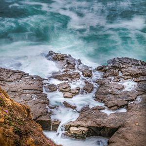 Превью обои море, вода, волны, скалы