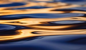 Превью обои море, вода, волны, блики, текстура