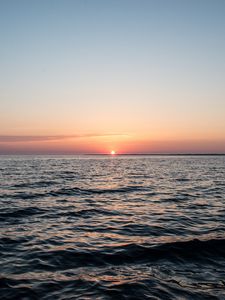 Превью обои море, вода, волны, солнце, закат