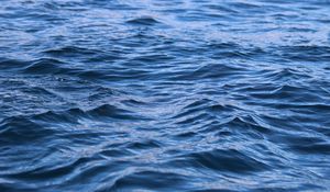 Превью обои море, вода, волны, природа, фон, синий