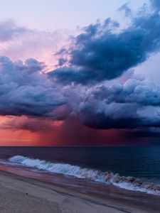 Превью обои море, волна, облака, шторм, берег, пейзаж