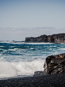 Превью обои море, волны, брызги, скалы, пейзаж