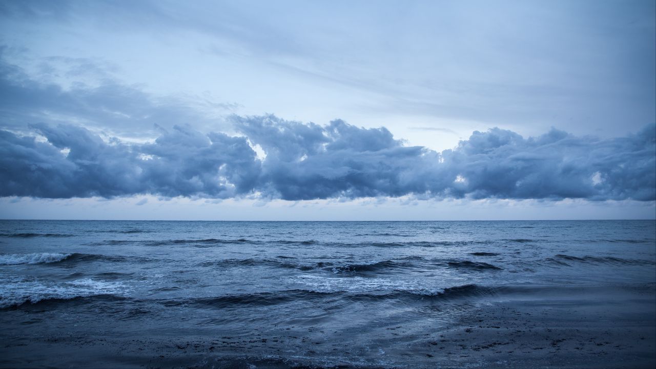 Обои море, волны, облака, горизонт, синий