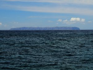 Превью обои море, волны, остров, вода, берег