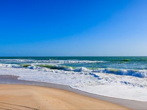 Превью обои море, волны, пена, пляж, берег, песок, природа