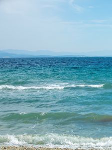 Превью обои море, волны, пена, берег, горизонт