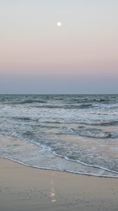 Превью обои море, волны, пляж, луна, отражение