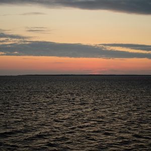 Превью обои море, волны, сумерки, закат, горизонт