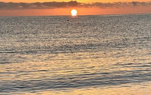 Превью обои море, волны, закат, прилив