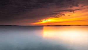 Превью обои море, закат, берег, вода, вид