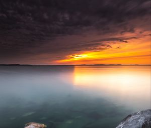 Превью обои море, закат, берег, вода, вид