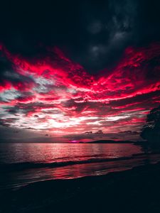 Превью обои море, закат, облака, ночь, берег