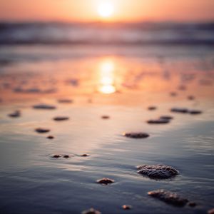 Превью обои море, закат, пена, макро, размытость