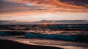 Превью обои море, закат, волны, пляж, горизонт