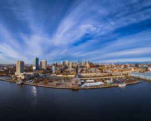 Превью обои море, здания, город, остров