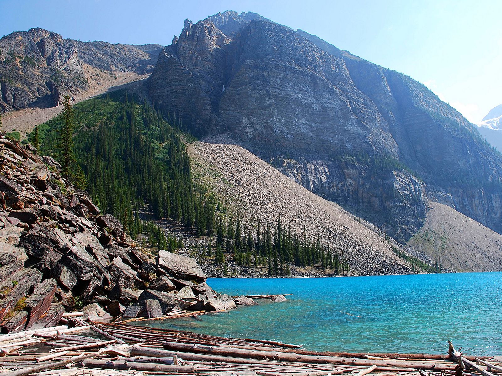Скачать 1600x1200 морейн, озеро, канада, альберта, горы, пейзаж обои ... Канада Обои