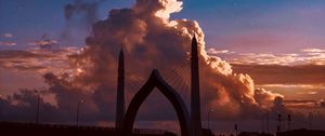 Превью обои мост, арка, облака, сумерки, звездное небо, архитектура