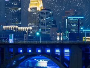 Превью обои мост, дорога, здания, город, ночь, огни