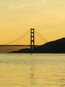 Превью обои мост, море, холм, силуэт, темный