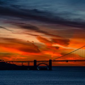 Превью обои мост, море, сумерки, темный