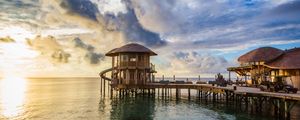 Превью обои мост, море, здания, солнце, закат