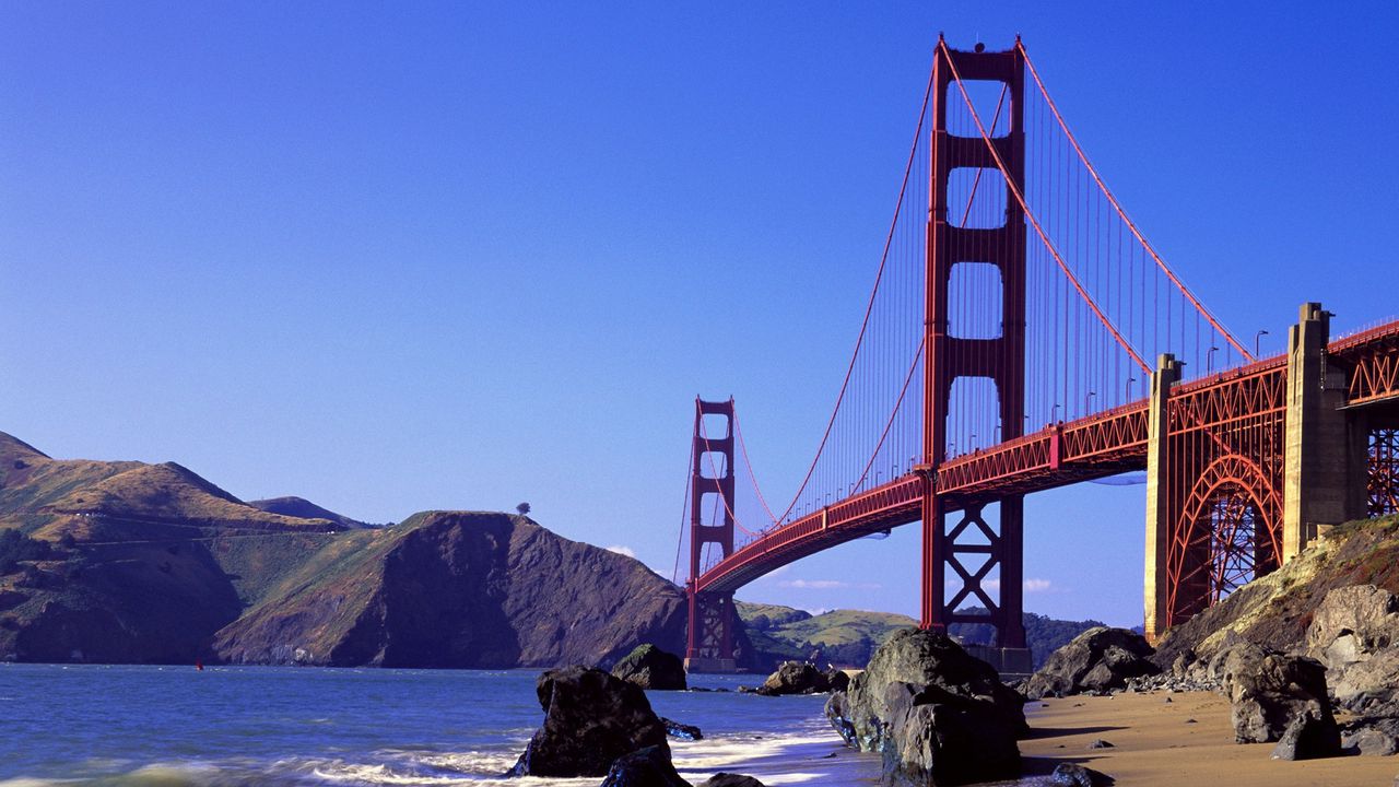 Обои мост, океан, калифорния, волны, камни, чистое небо, даль