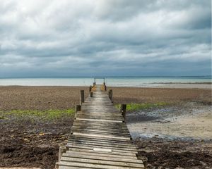 Превью обои мост, пирс, пляж, море, горизонт, облака, небо, пейзаж