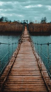 Превью обои мост, подвесной, река, берег, канатный, деревянный