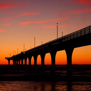 Превью обои мост, река, сумерки, темный