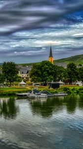 Превью обои мост, река, теплоходы, здания, деревья, облака, пейзаж