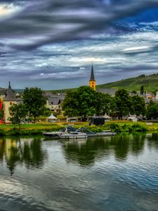 Превью обои мост, река, теплоходы, здания, деревья, облака, пейзаж