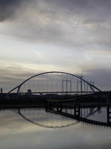 Превью обои мост, река, вода, отражение, облака, небо