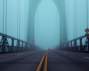 Превью обои мост, туман, фары, движение, город